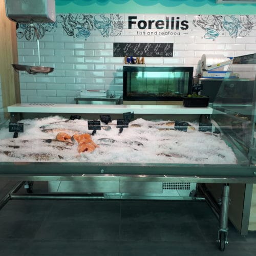Trzy agregaty chłodnicze oraz komora chłodnicza – „FORELLIS”